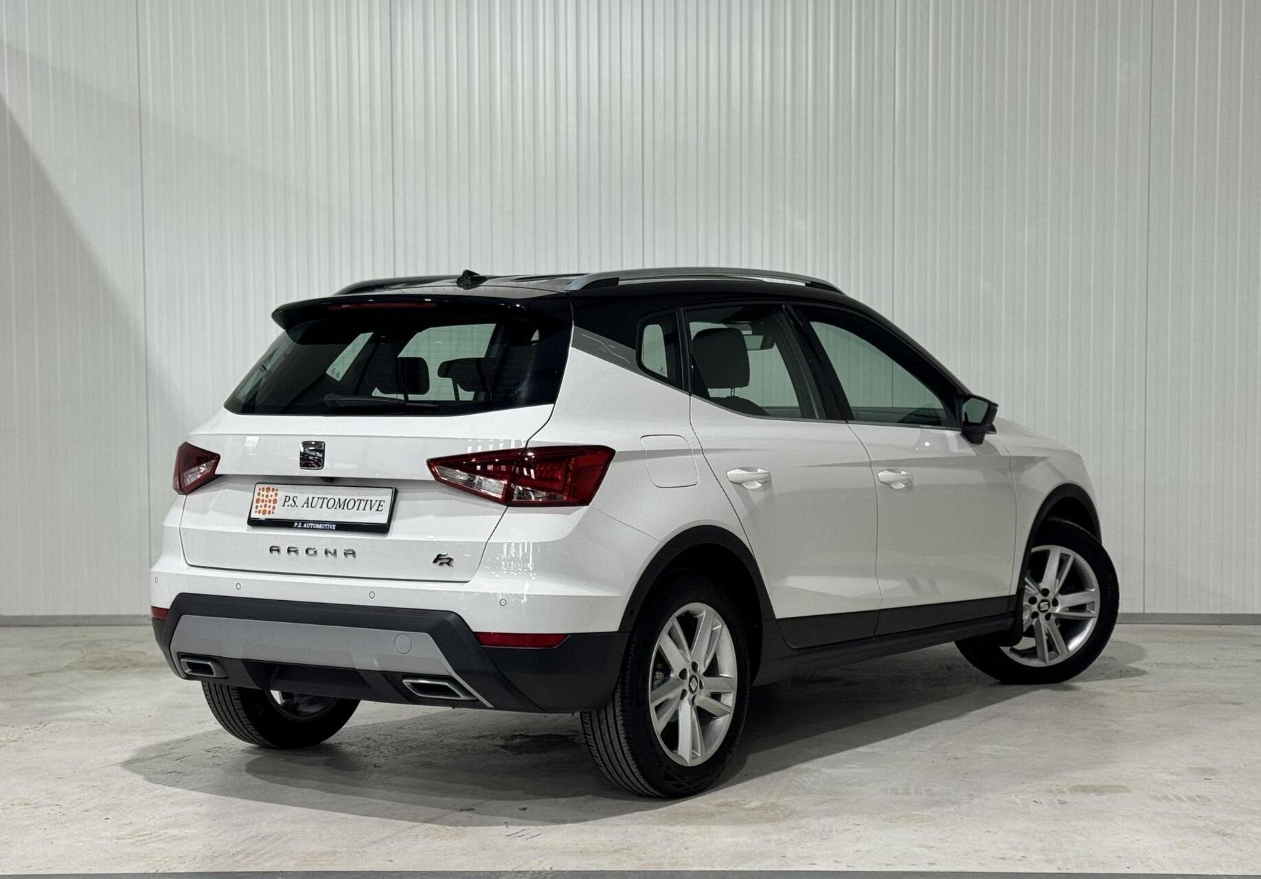 Seat Arona 1.0 tsi FR|CARPLAY|CAMERA|AUTOMAAT|DIGITAL DASH, Auto's, Parkeersensor, Stof, Gebruikt, Arona