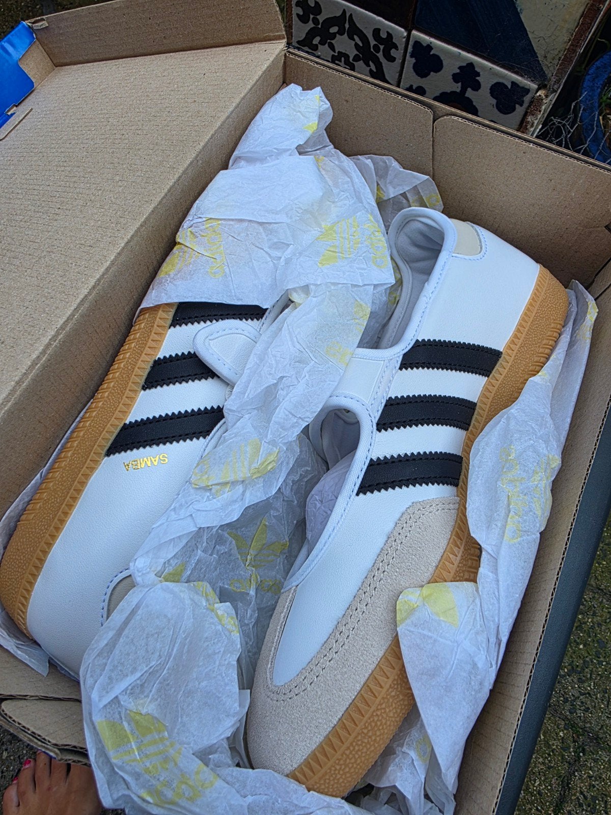 Adidas Samba Jane 38/38.5, Adidas, Wit, Nieuw, Ophalen of Verzenden