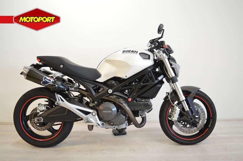 Ducati MONSTER 696 (bj 2008), Motoren, Bedrijf, Distributeur@ducati.fr, DUCATI WEST EUROPE SAS, 390, rue d' Estienne d'Orves
92701  COLOMBES CEDEX, FR