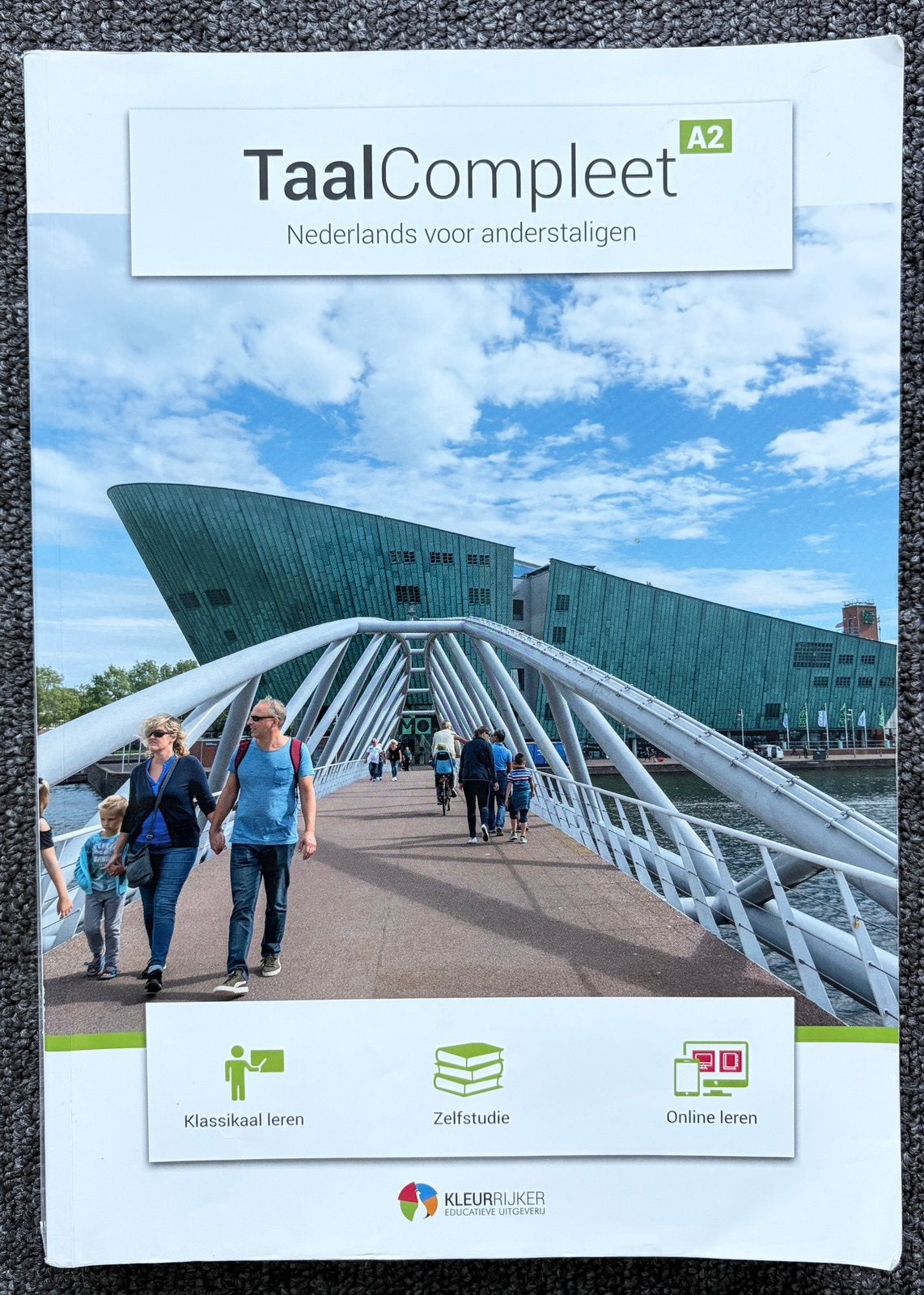 TaalCompleet A2 - Nederlands voor anderstaligen, Ophalen of Verzenden, Alpha, Zo goed als nieuw