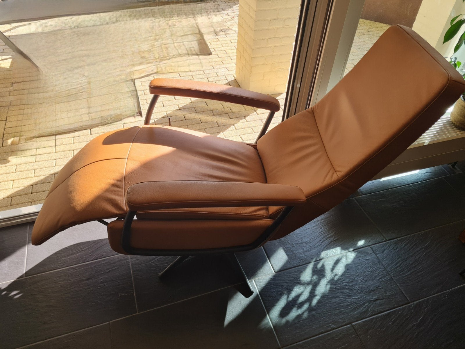 Relaxfauteuil leren draai fauteuil in zeer goede staat, Ophalen, Zo goed als nieuw, Leer, Eén