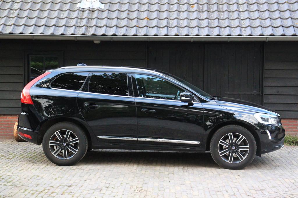 Volvo XC60 2.0 D3 FWD Polar+Panorama-Elek,Dak/Xenon/Leer/Cam, Auto's, Volvo, 1800 kg, 4 cilinders, Zwart, Leder