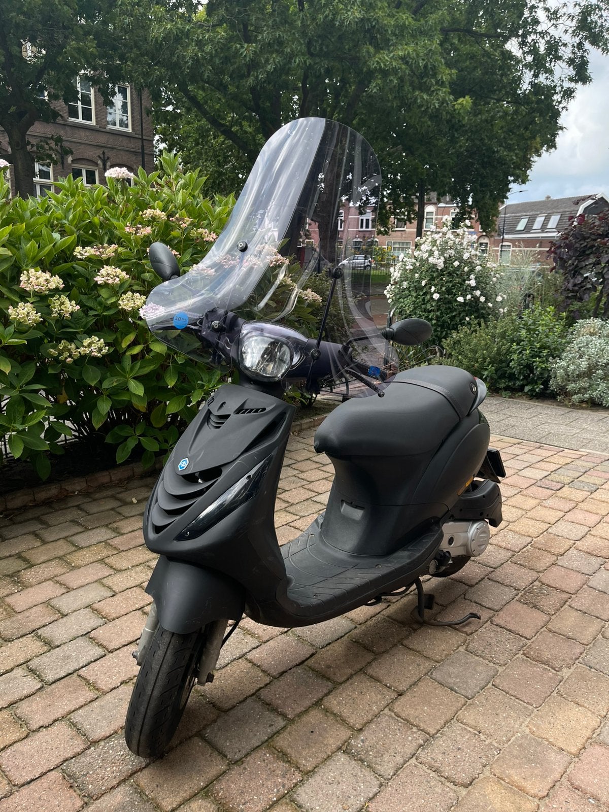 Piaggio Zip iget 2022 | Snorplaat | 1e eigenaar, Fietsen en Brommers, Scooters | Piaggio, Ophalen, Gebruikt, Zip, Benzine