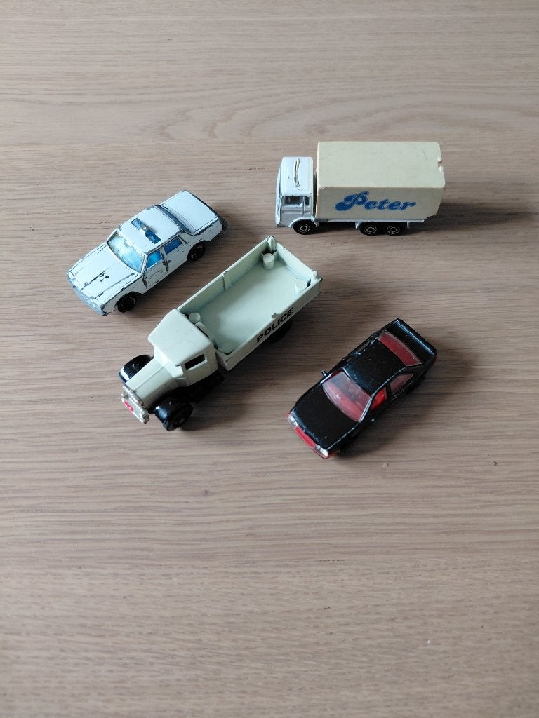 4 autootjes, Ophalen of Verzenden, Gebruikt