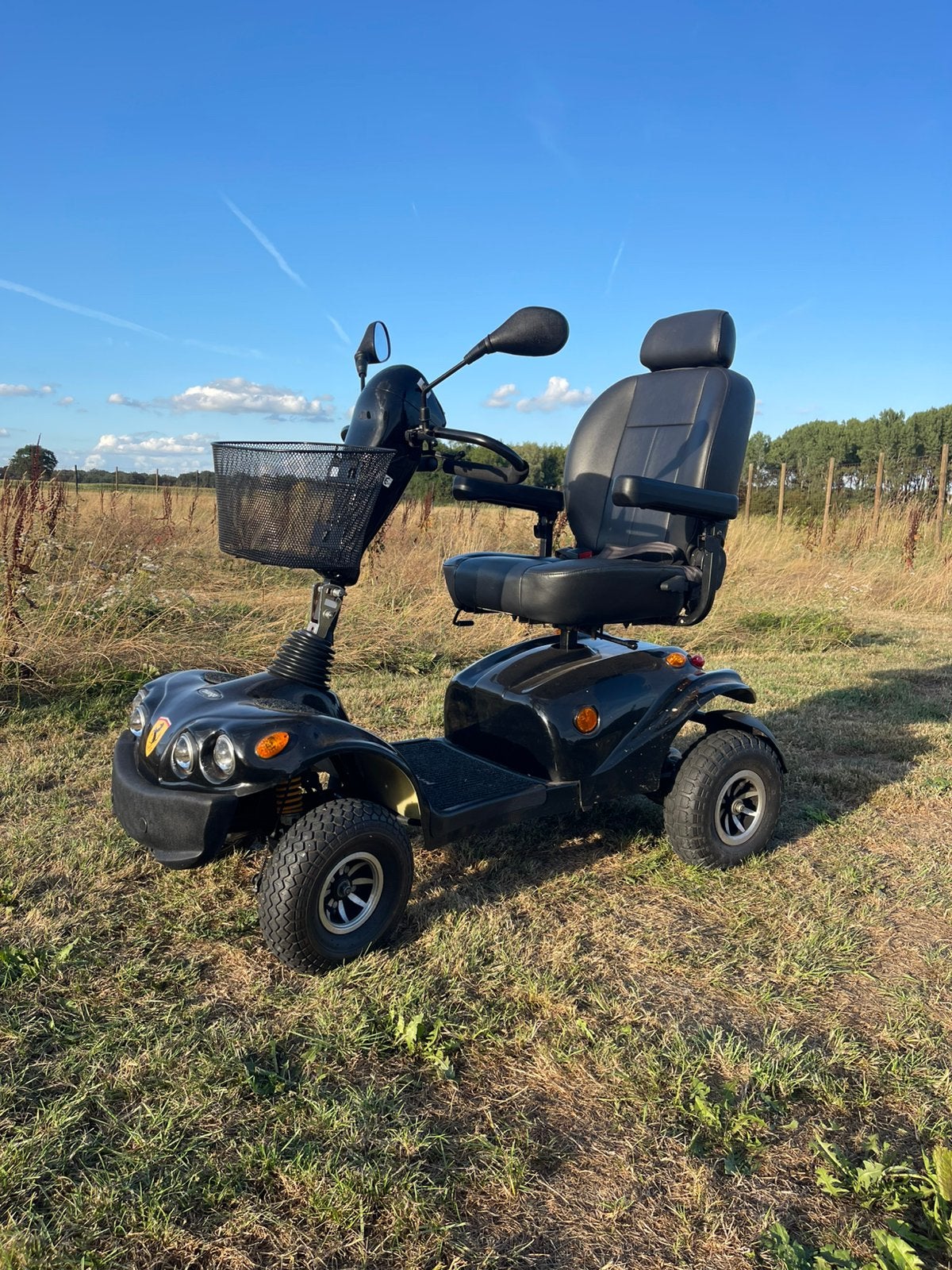 Comfortabele snelle scootmobiel Mango Lion 4, Diversen, Brommobielen en Scootmobielen, Ophalen, Gebruikt, 16 km/u of meer, Mango