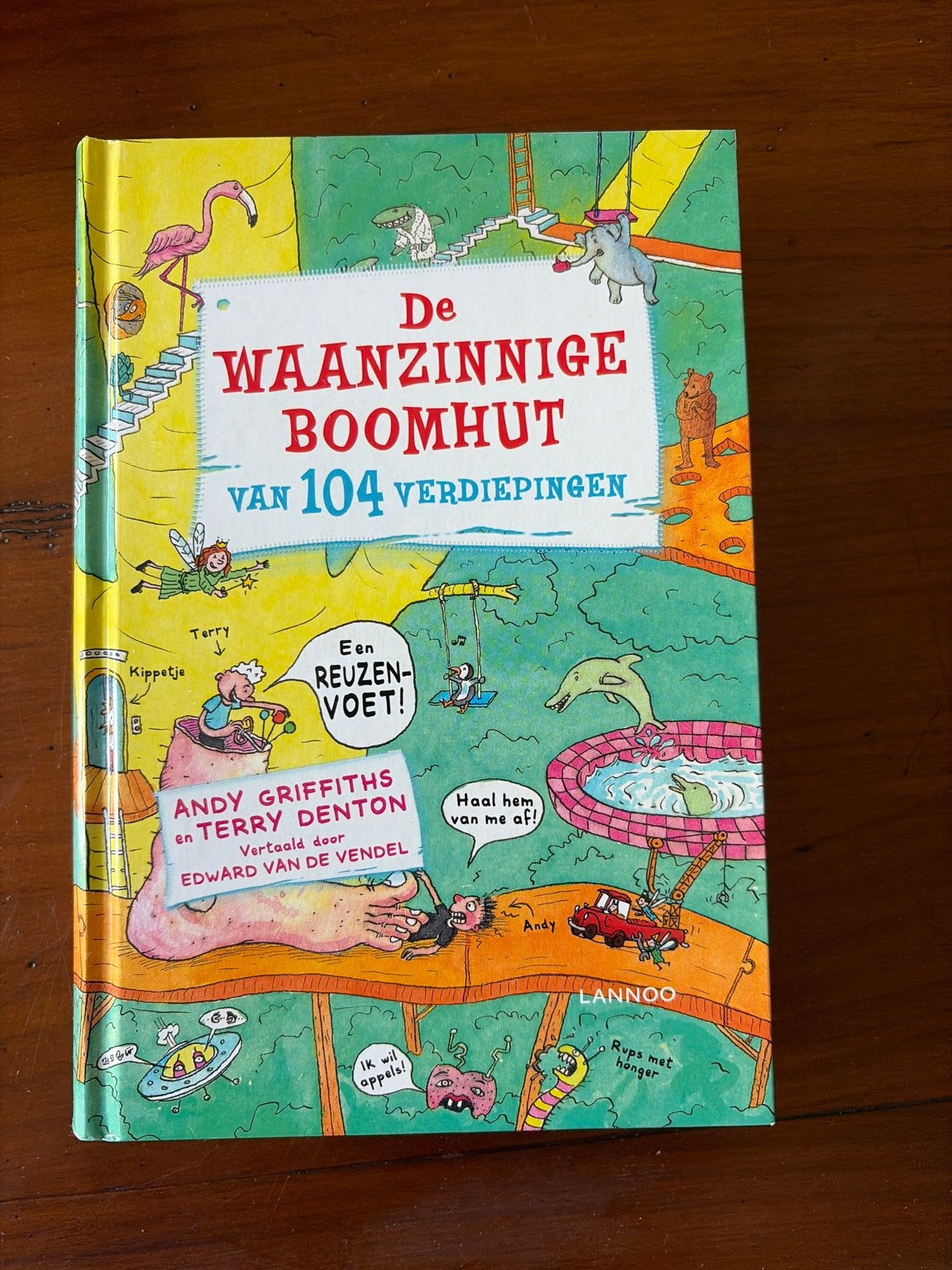 De Waanzinnige Boomhut van 104 Verdiepingen - Andy Griffiths, Boeken, Ophalen of Verzenden, Zo goed als nieuw, Fictie