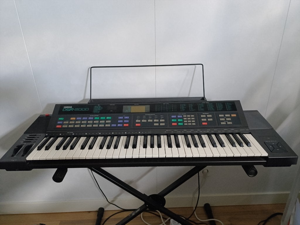 Yamaha Keyboard  Portatone DSR2000, Yamaha, Ophalen of Verzenden, Aanslaggevoelig, 61 toetsen