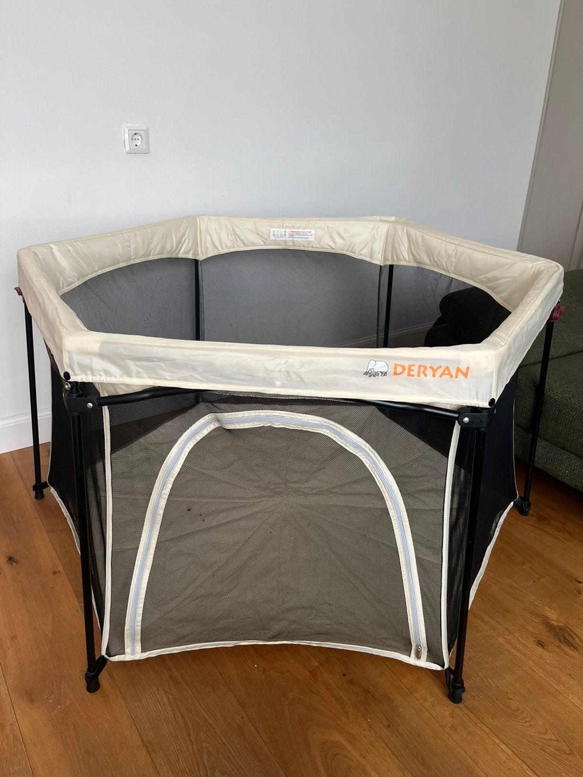 Deryan inklapbare kinderbox / portable playpen (crème), Kinderen en Baby's, Boxen, Ophalen, Zo goed als nieuw, Overige vormen