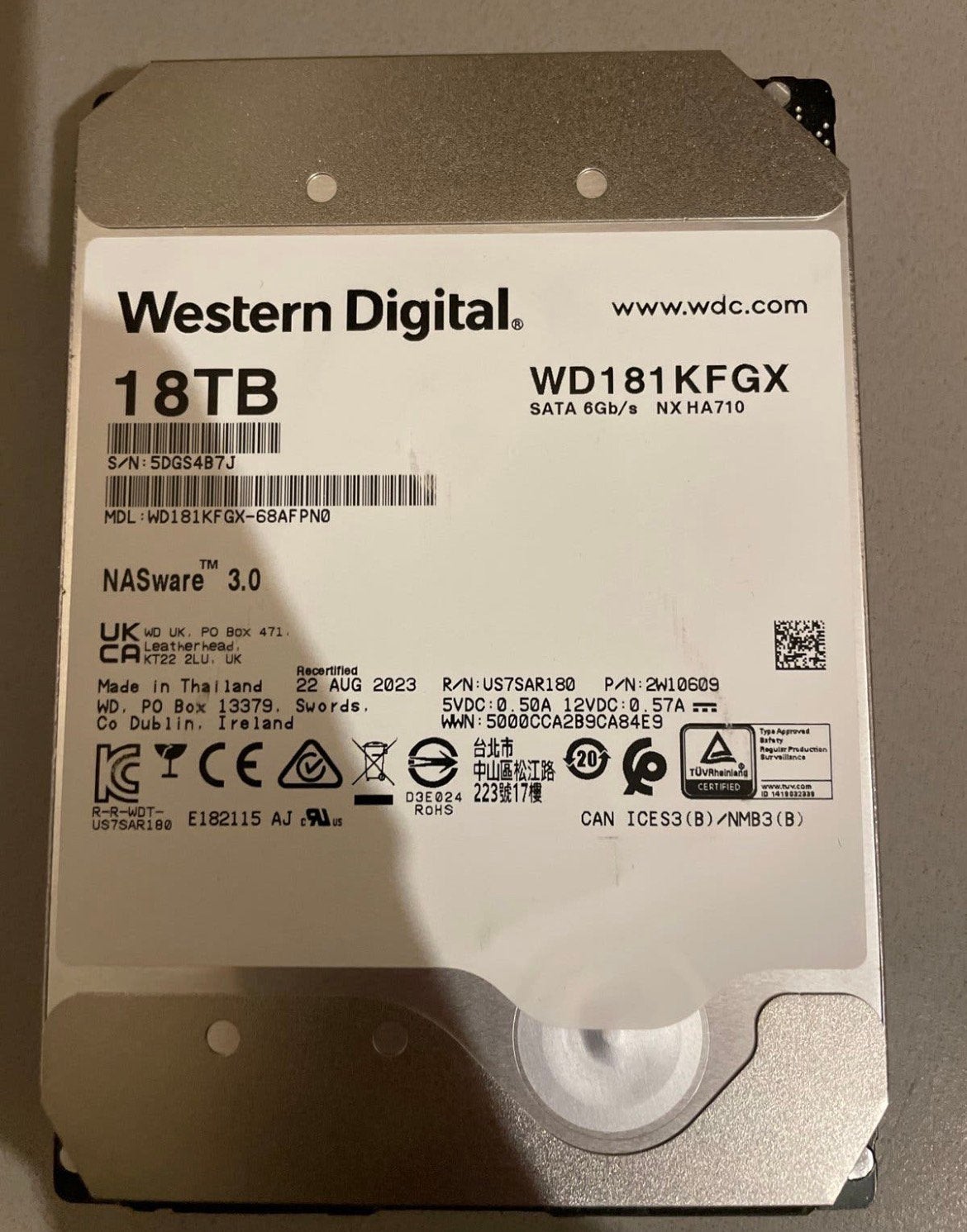 Western Digital Red Pro 18TB WD181KFGX NASware 3.0 HDD SATA, Computers en Software, Intern, Zo goed als nieuw, Desktop, Ophalen