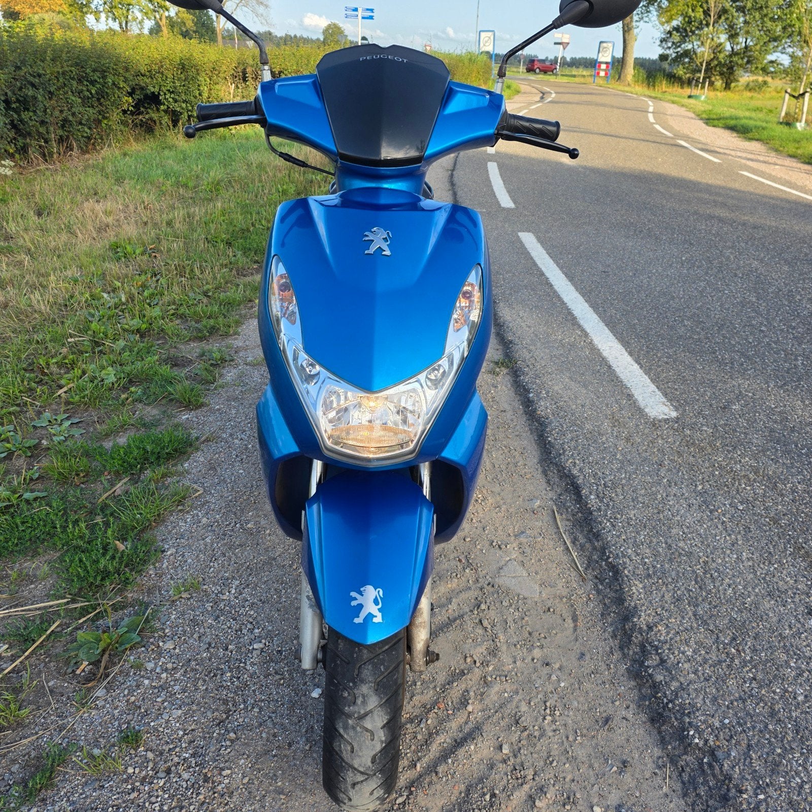 Peugeot Kisbee Scooter, Ophalen, Gebruikt, Contact@peugeot-motocycles.com, Peugeot Motocycles, 75 Avenue de la Grande Armée, 75016 Parijs, Frankrijk