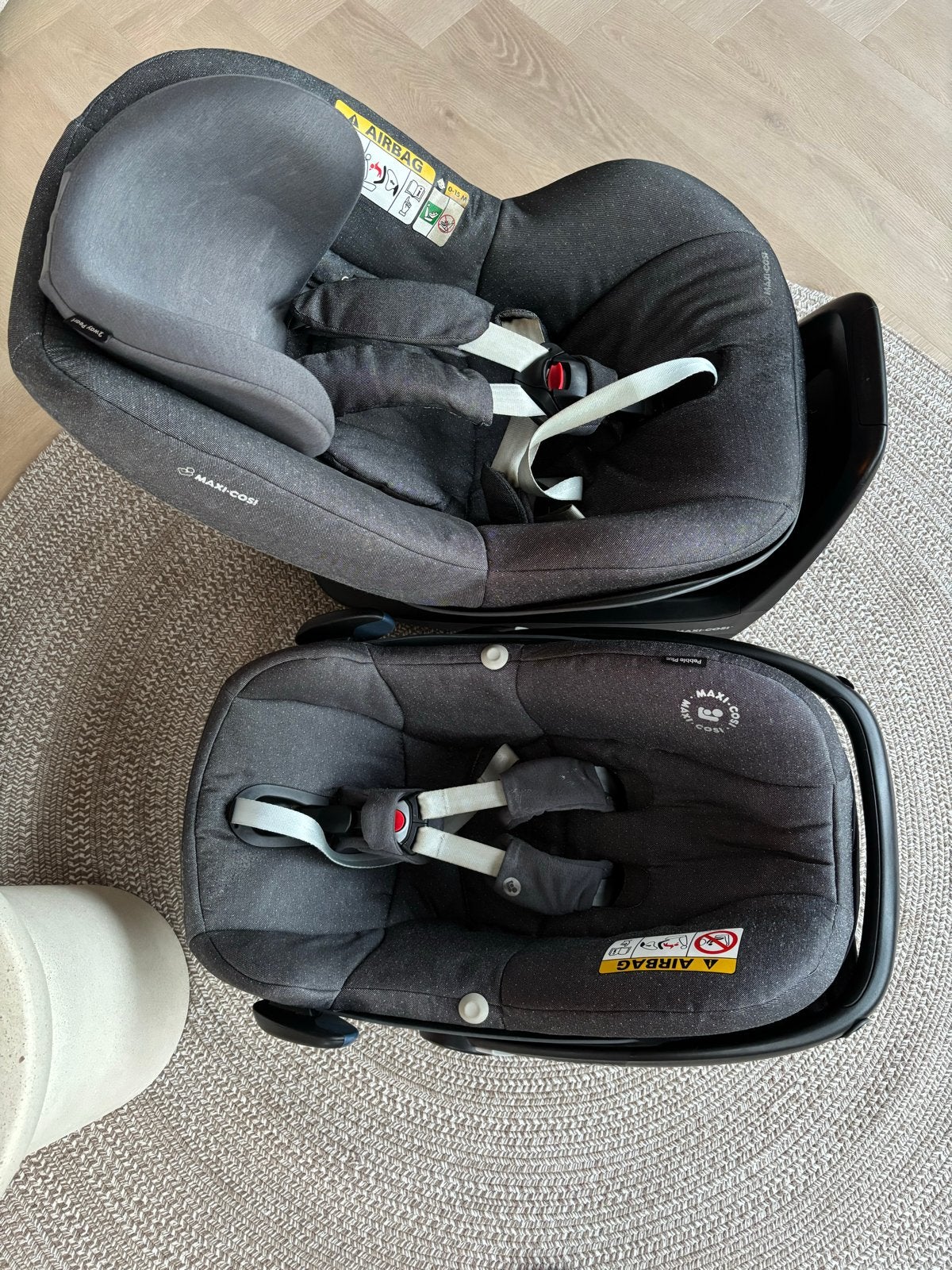 Maxi-Cosi Pebble Plus & 2way Pearl met 2wayFix base, Kinderen en Baby's, Autostoeltjes, Ophalen, Gebruikt, 0 t/m 18 kg, Verstelbare rugleuning