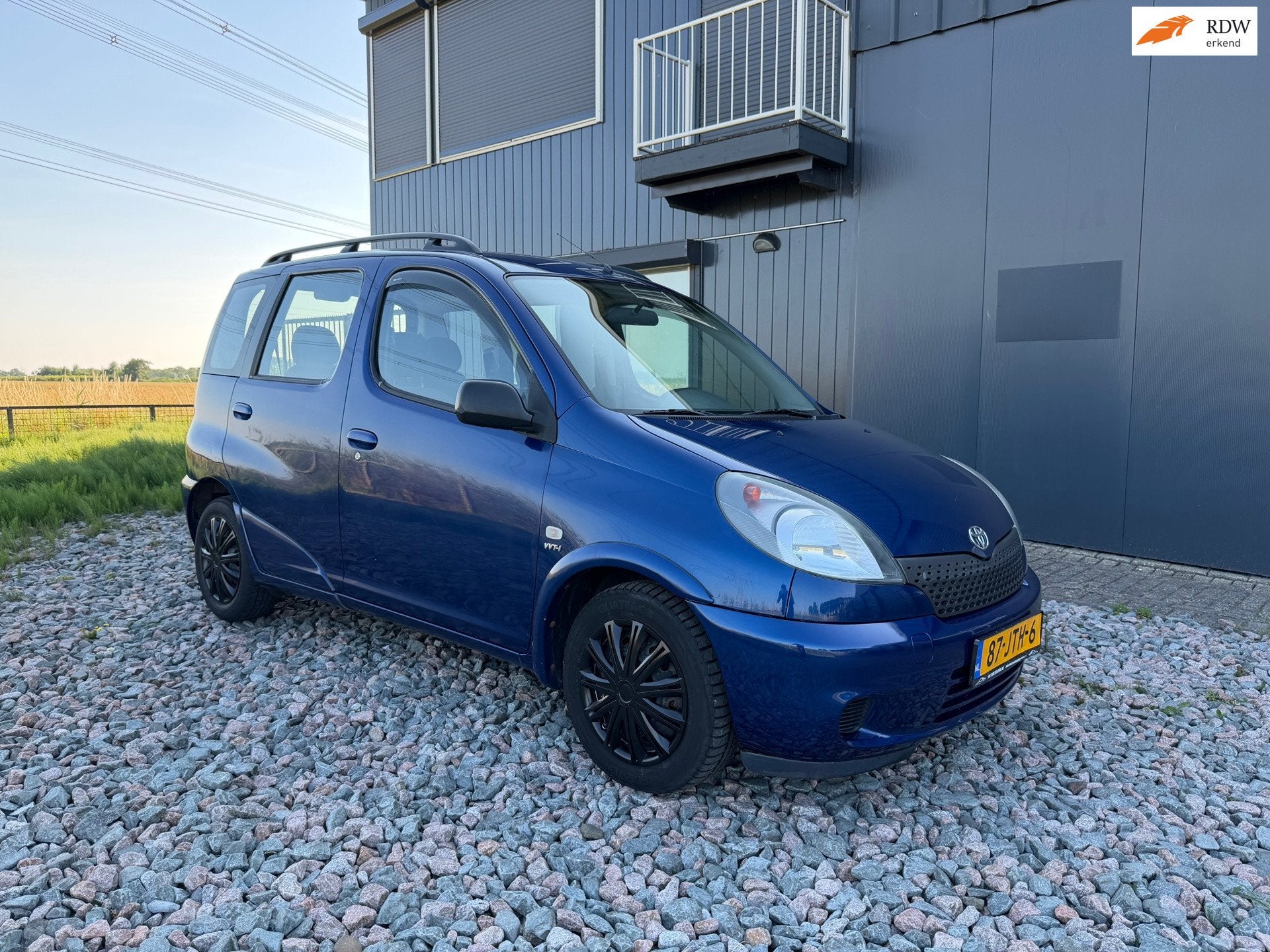 Toyota Yaris Verso 1.3-16V VVT-i Sol, Voorwielaandrijving, 1299 cc, 86 pk, 4 cilinders