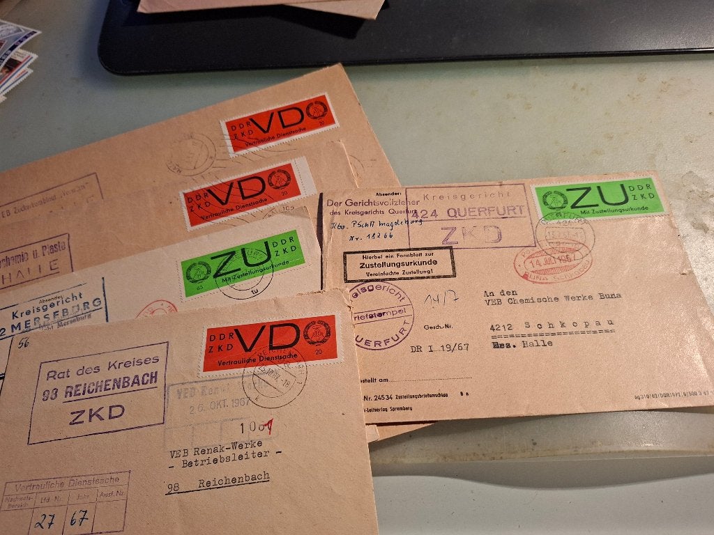 DDR, dienstmarken D, 5 gelopen brieven, Postzegels en Munten, Verzenden, Buitenland