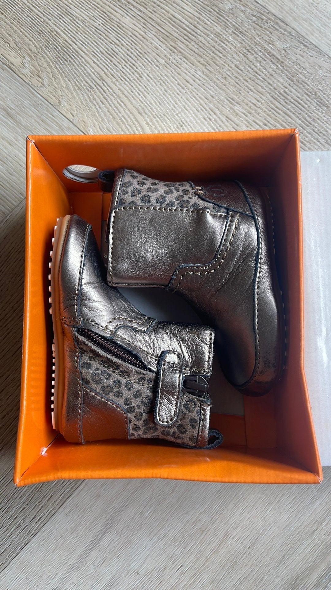 Baby schoenen / eerste stap schoentjes ZGAN in doos, Ophalen, Schoentjes, Jongetje of Meisje, Zo goed als nieuw