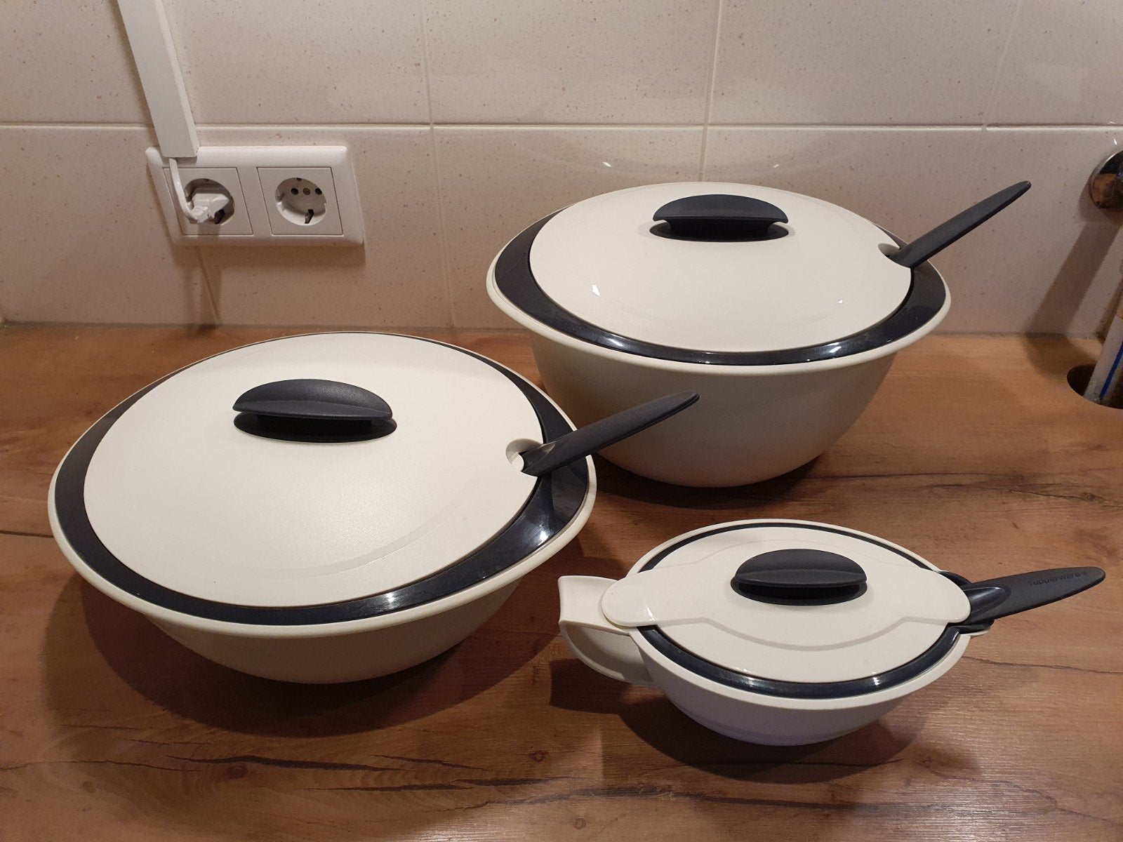 IsoDuo set 4,3 ltr 3,1 ltr en juskom cosmos  / gebroken wit, Huis en Inrichting, Ophalen of Verzenden, Zo goed als nieuw