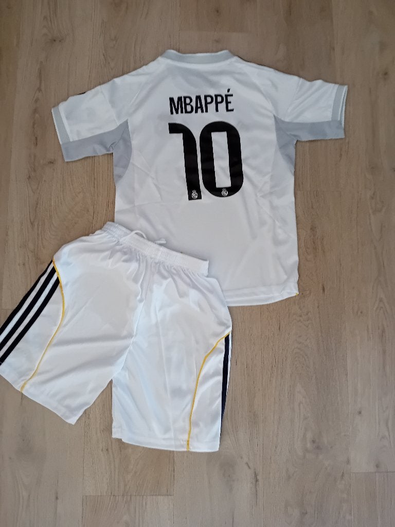 Mbappé voetbalset wit – shirt + broekje, Ophalen of Verzenden, Nieuw, Set