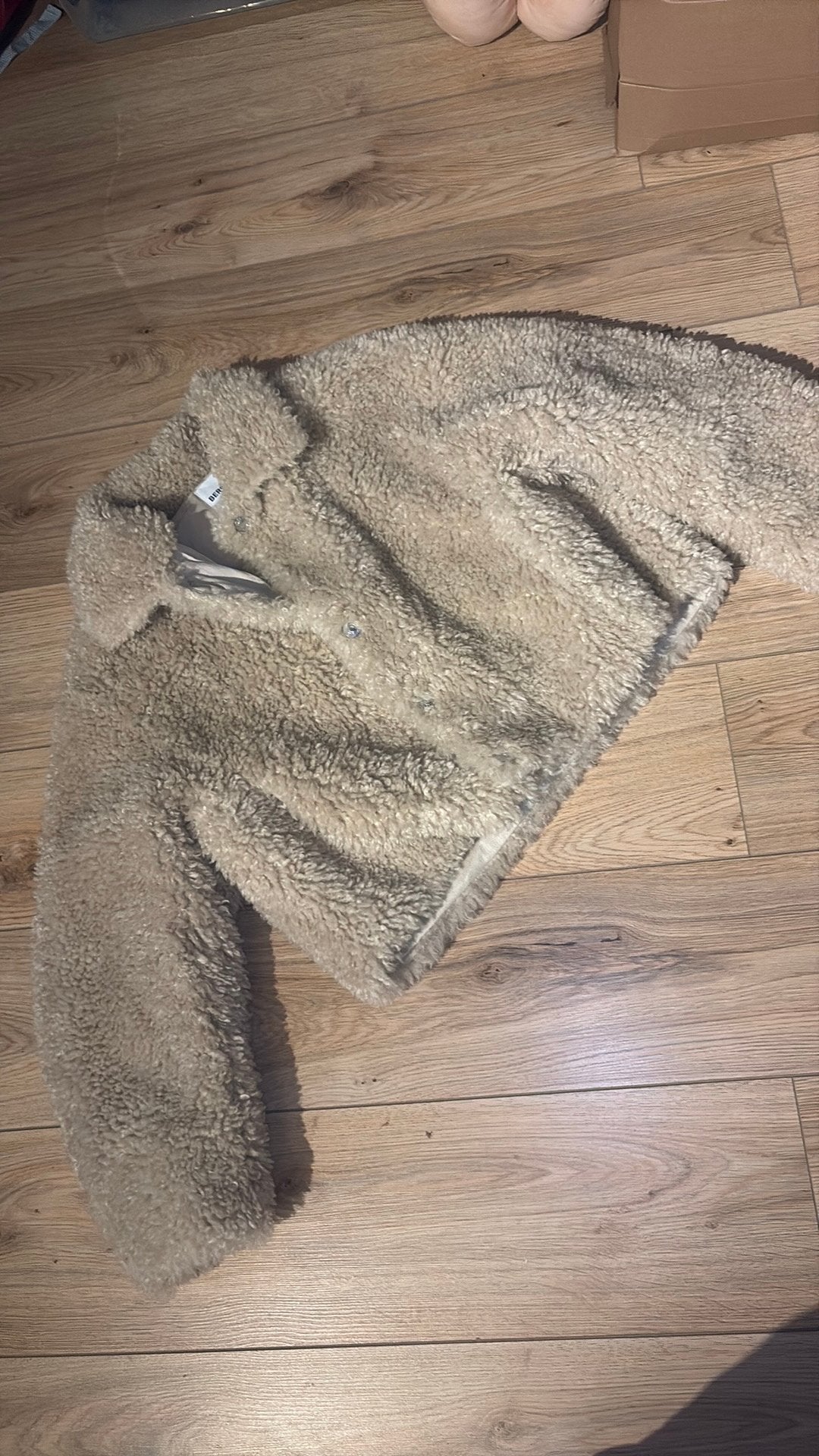 Teddy jas bershka, Ophalen of Verzenden, Zo goed als nieuw, Maat 38/40 (M), Beige