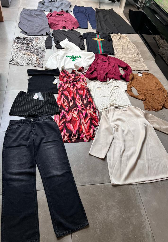 ZOMERSE DAMES MERK KLEDINGPAKKET KLEDING PAKKET MAAT L / XL, Ophalen of Verzenden, Zo goed als nieuw, Maat 42/44 (L)
