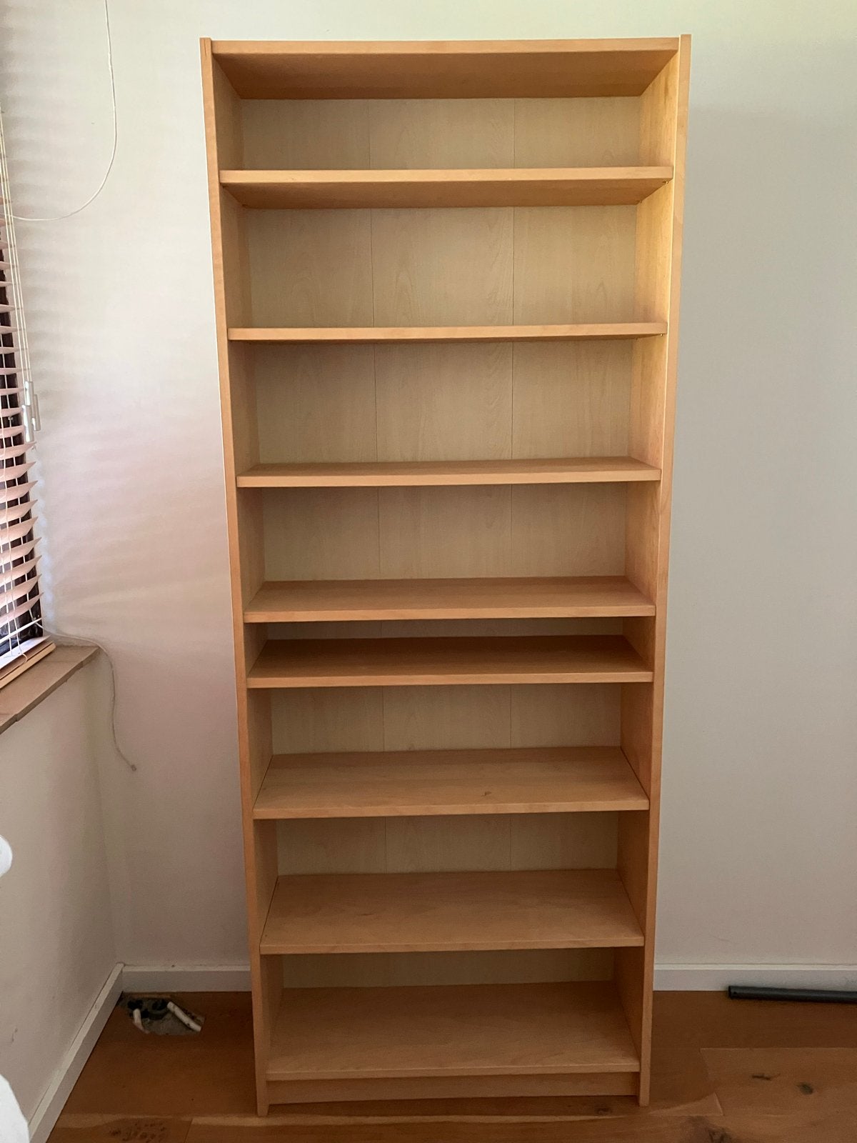 Gratis Boekenkast met 8 Planken, Ophalen, Met plank(en), 200 cm of meer, 50 tot 100 cm