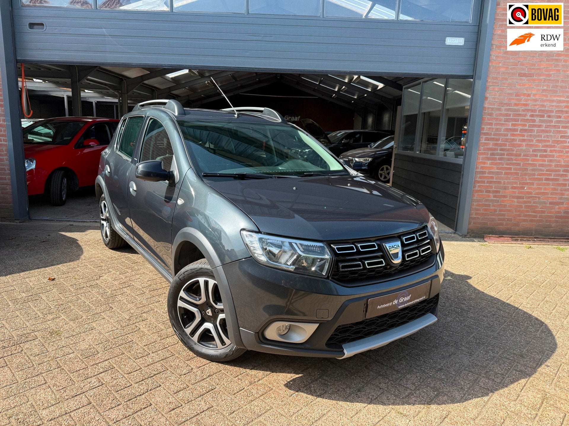 Dacia Sandero 0.9 TCe SL Stepway|CRUISE/NAVI/BLUETOOTH|, Auto's, Voorwielaandrijving, 898 cc, Gebruikt, Bedrijf