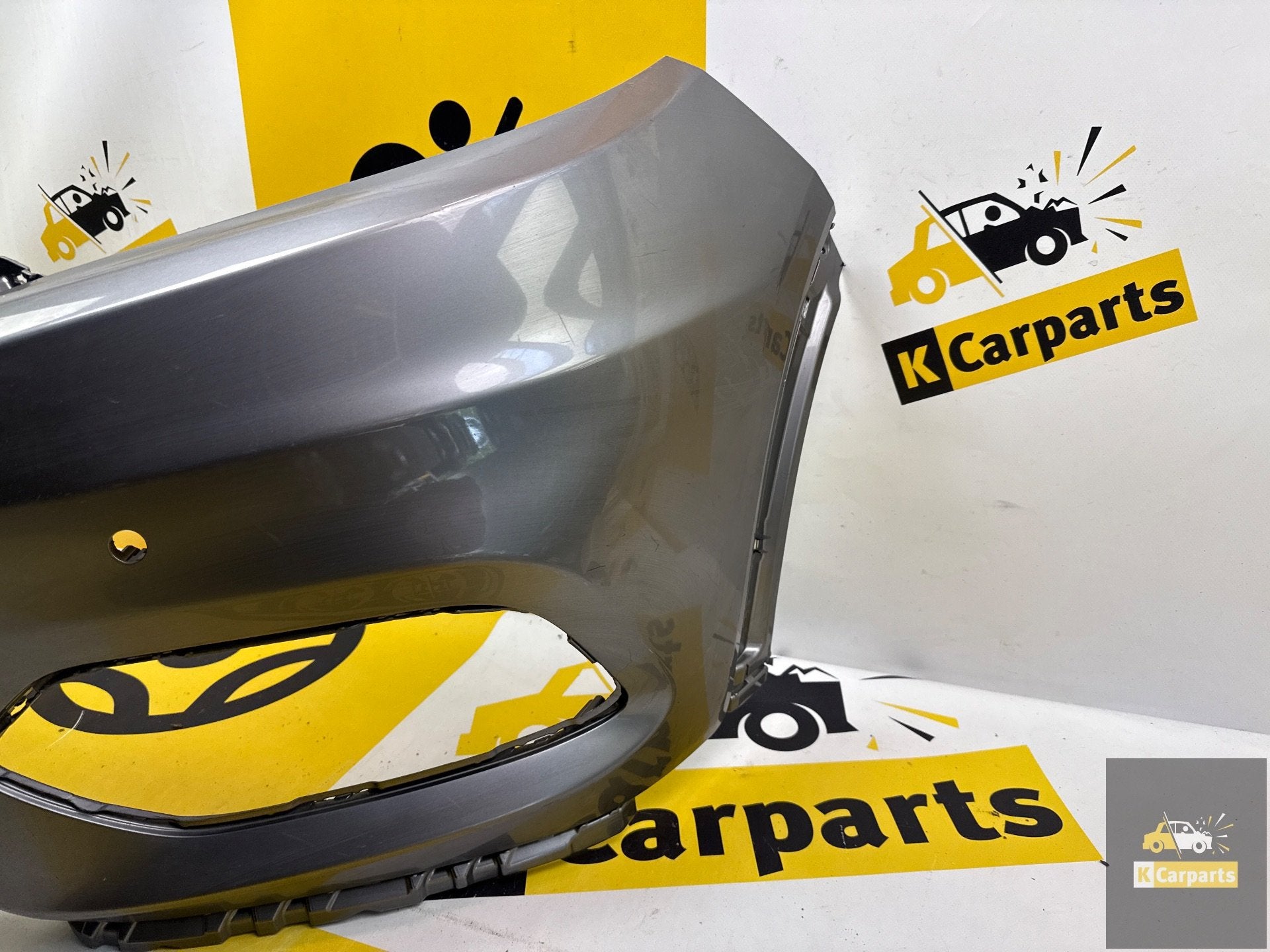 HONDA HRV HR-V-VOORBUMPER 71100-T7A-J000, Gebruikt, Voor, Info@honda.co.jp, Ophalen of Verzenden