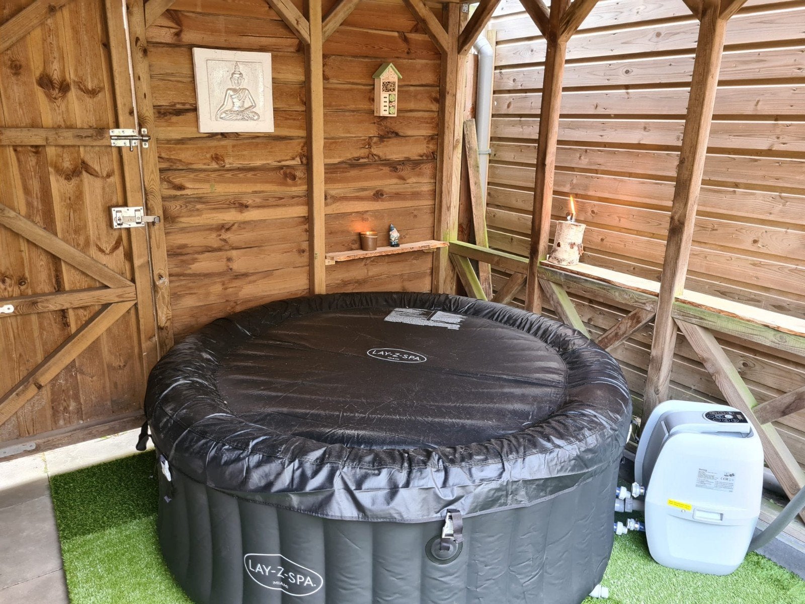 Lay-Z-Spa opblaasbare jacuzzi met filters en accessoires, Ophalen, Zo goed als nieuw, Filter, Opblaasbaar