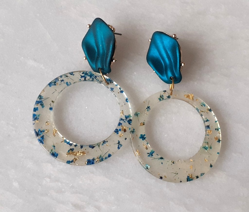 oorstekers blauwgroene blaadjes met gedroogde bloemen, Overige materialen, Blauw, Nieuw, Ophalen of Verzenden