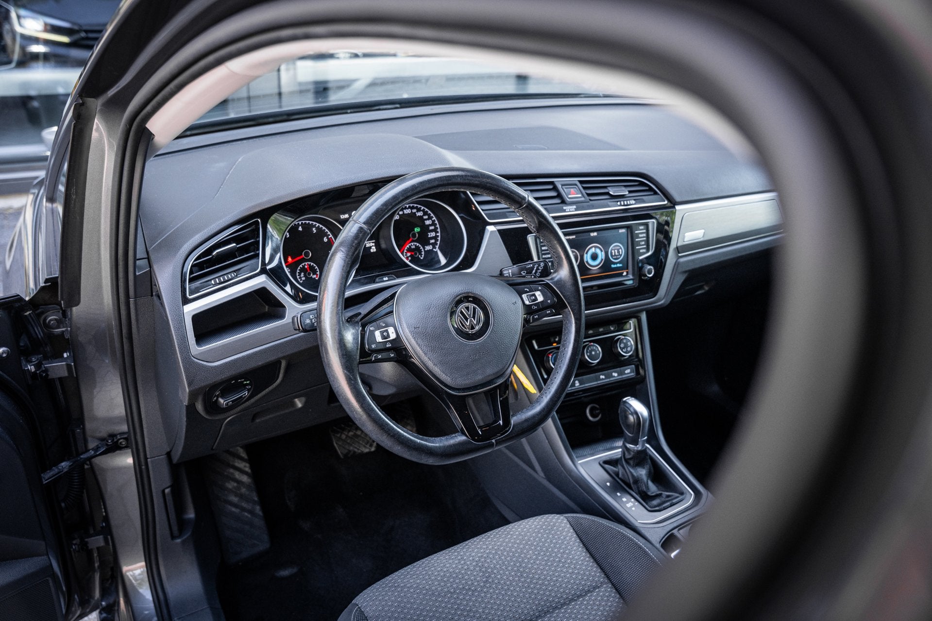 Volkswagen Touran 1.4 TSI Highline | Autom. | Cruise contr., Gebruikt, 4 cilinders, 150 pk, 19 km/l