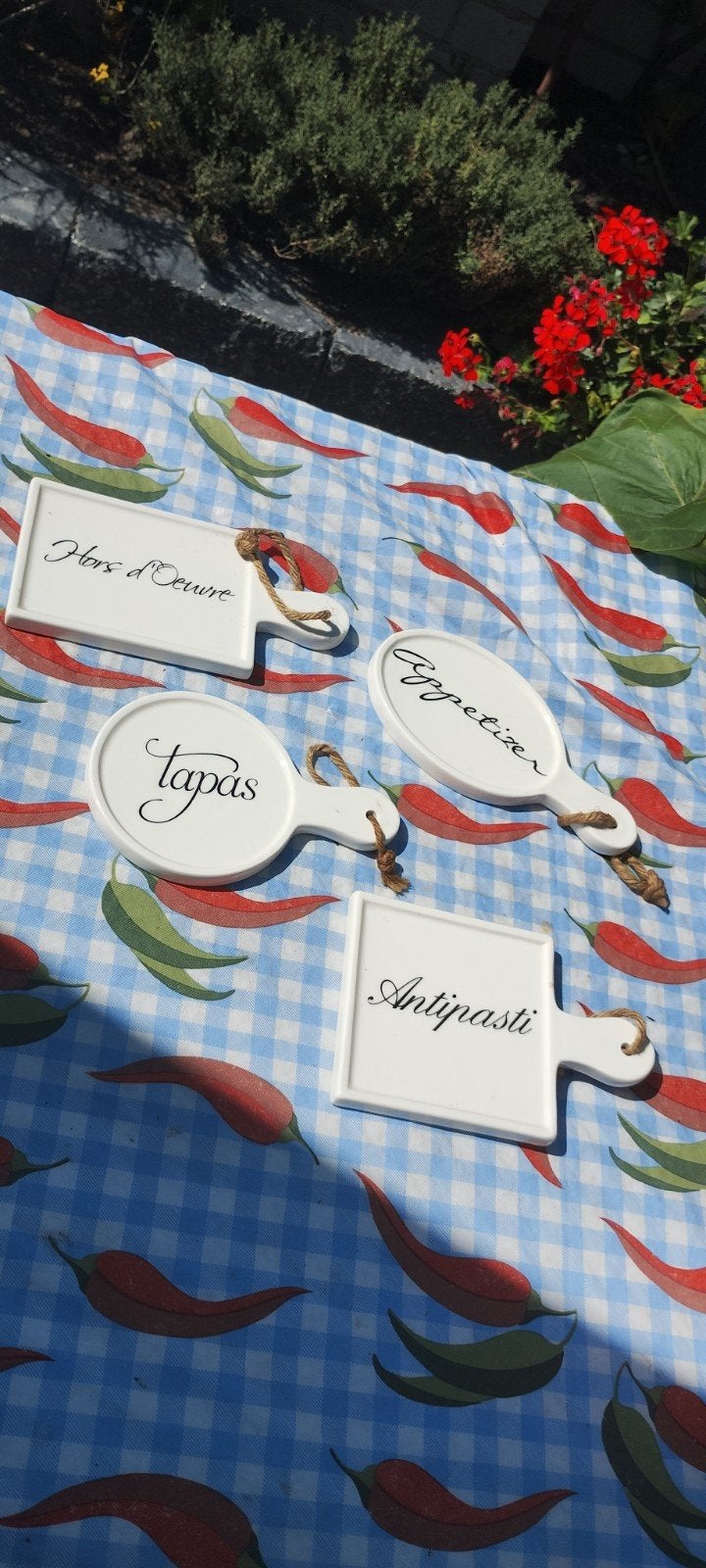 4 witte Rivera Maison tapas bordjes, Ophalen, Zo goed als nieuw, Porselein, Bord of Schaal