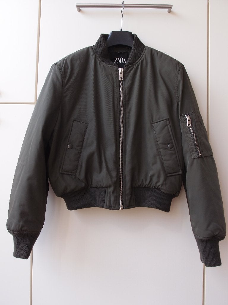 Mooie gevoerde Zara meisjes dames bomber jack jas S cropped, Zara, Ophalen of Verzenden, Zo goed als nieuw, Maat 36 (S)