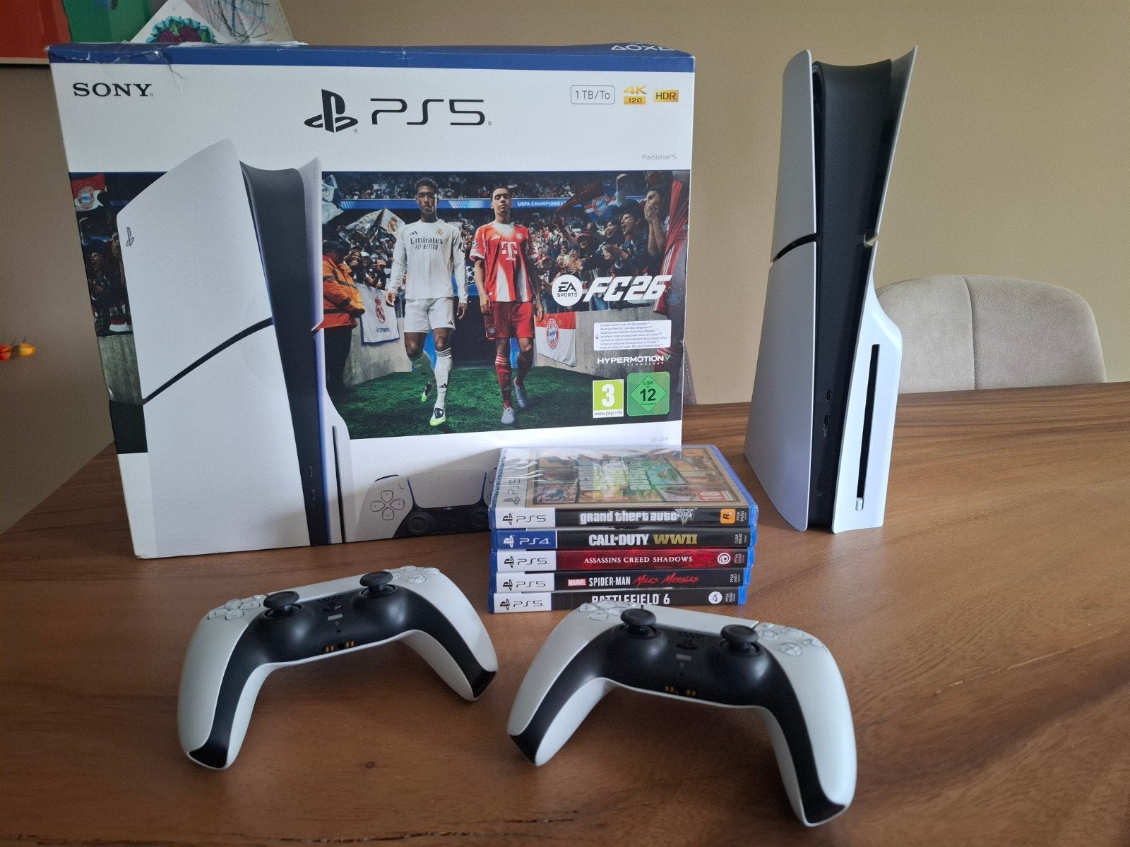 PS5 Bundel: Console, 2 controllers en 5 games, Ophalen of Verzenden