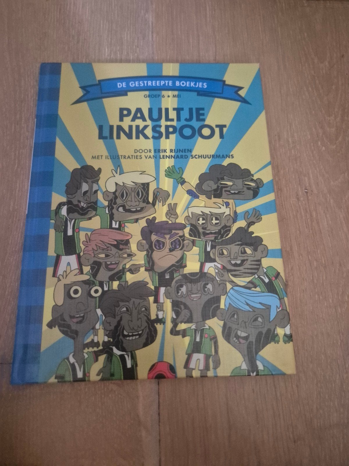 Erik Rijnen - Paultje Linkspoot, Boeken, Fictie algemeen, Ophalen of Verzenden, Zo goed als nieuw, Erik Rijnen