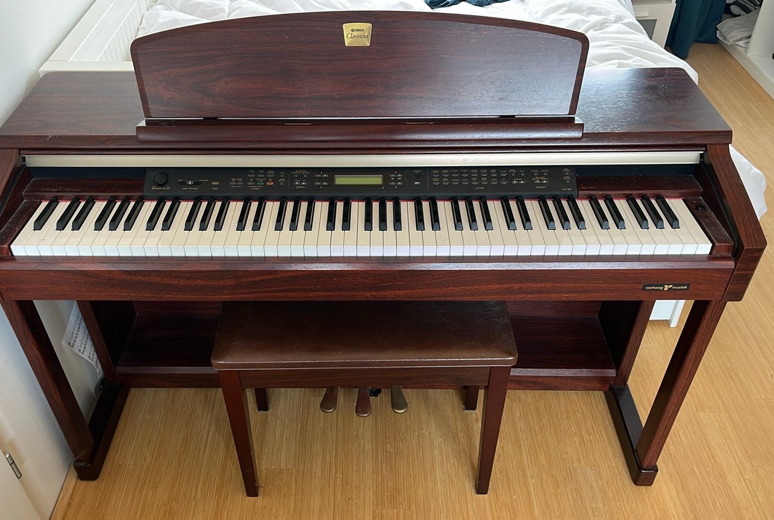 Yamaha Clasinova CLP-150, Muziek en Instrumenten, Ophalen, Gebruikt, Bruin, Digitaal