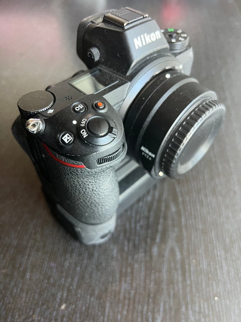 Nikon Z7body + FTZ II + Batt grip + Toebehoren, Audio, Tv en Foto, Fotocamera's Digitaal, Ophalen of Verzenden, Zo goed als nieuw