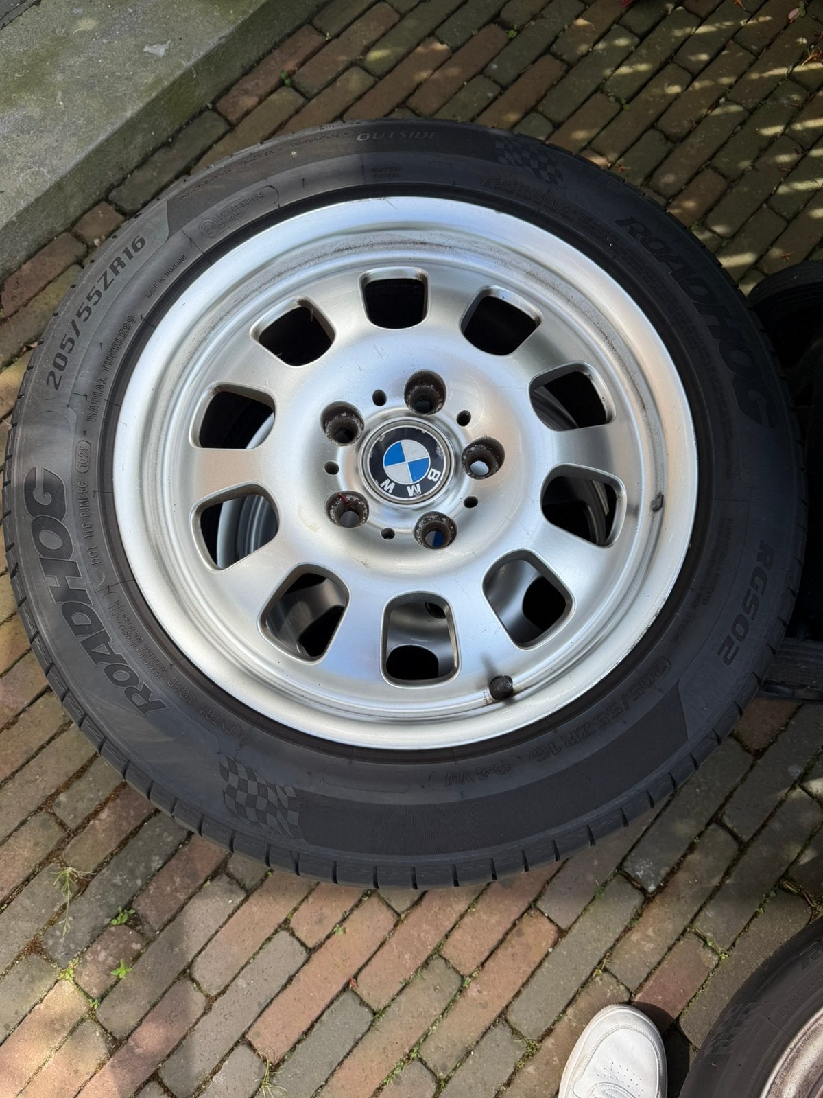 Originele 16" BMW Velgen met banden (Styling 46), Ophalen, Gebruikt, 16 inch, Banden en Velgen