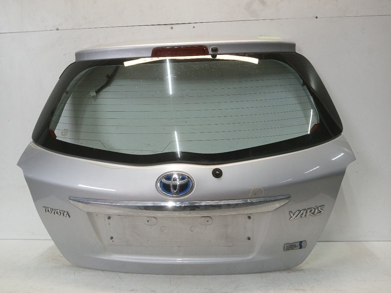 Achterklep Toyota Yaris, Onderdelen@venauto.nl, Van der Ven Autorecycling B.V., Gebruikt, Ettenseweg 76, 4706 PB Roosendaal, The Netherlands