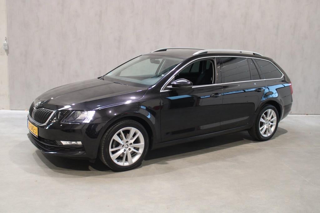 Skoda Octavia Combi 1.5 TSI Greentech Style PDC/Trekhaak/Nav, 12 maanden, Euro 6, 4 cilinders, 1207 kg