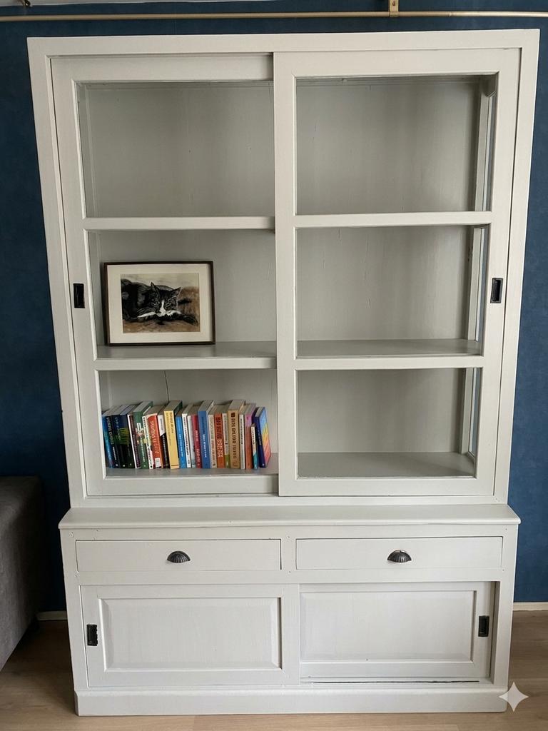 Grenenhouten Buffetkast (2-delig) – Saliegroen, Huis en Inrichting, Kasten | Buffetkasten, Ophalen, 100 tot 150 cm, 200 cm of meer