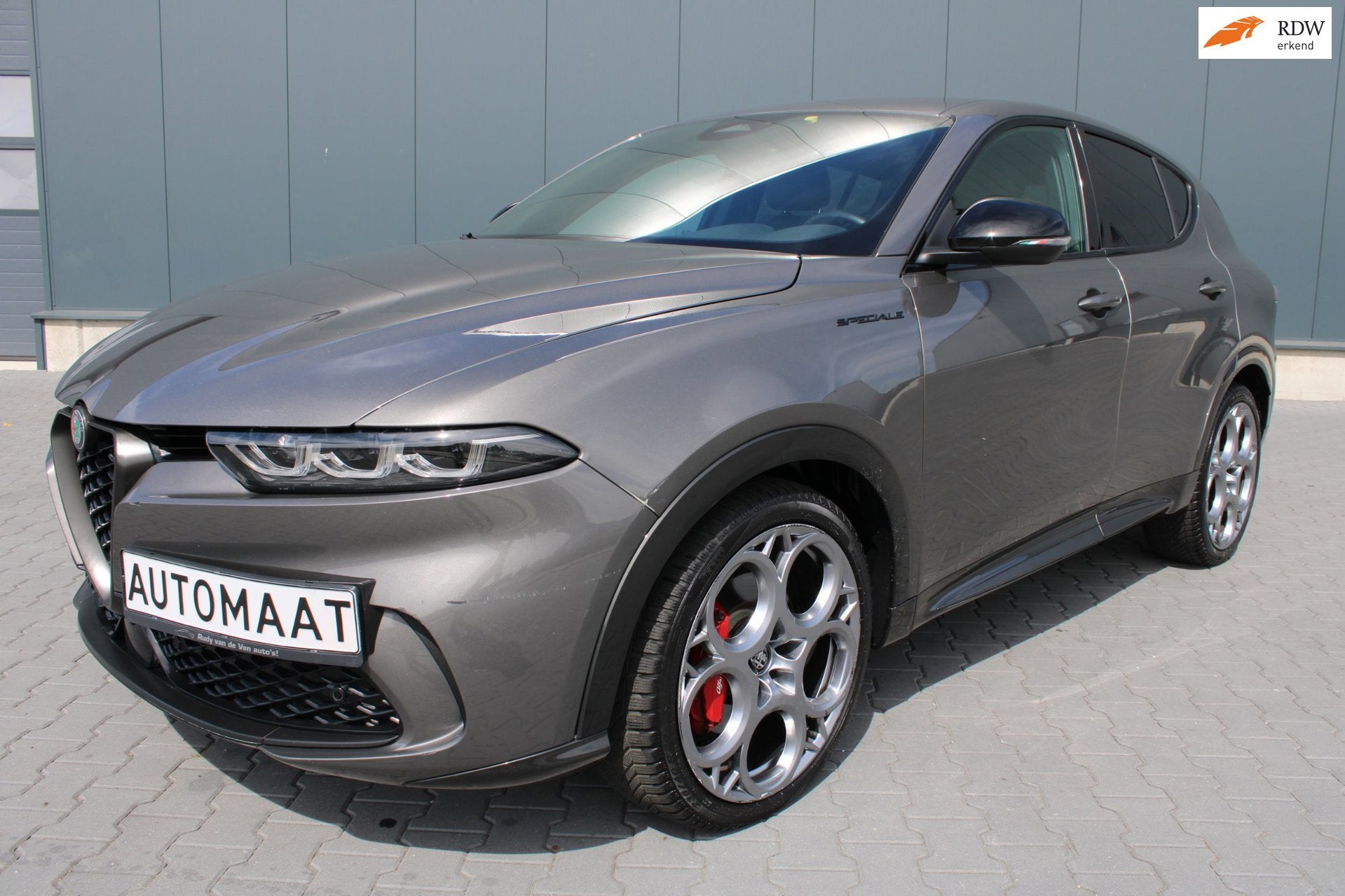 Alfa Romeo Tonale 1.5 Mild-Hybrid Edizione Speciale, Gebruikt, Zwart, 4 cilinders, Automatische klimaatregeling