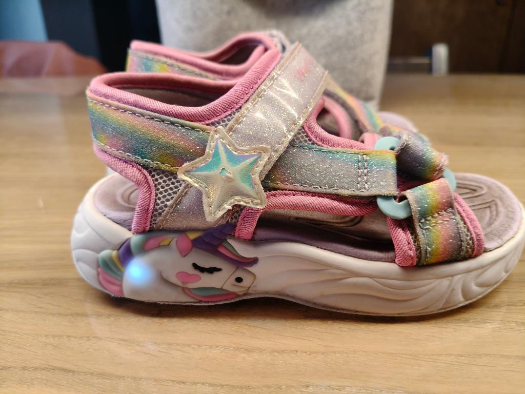 Skechers eenhoorn sandalen met lichtjes, maat 25, Gebruikt, Meisje, Overige typen, Skechers