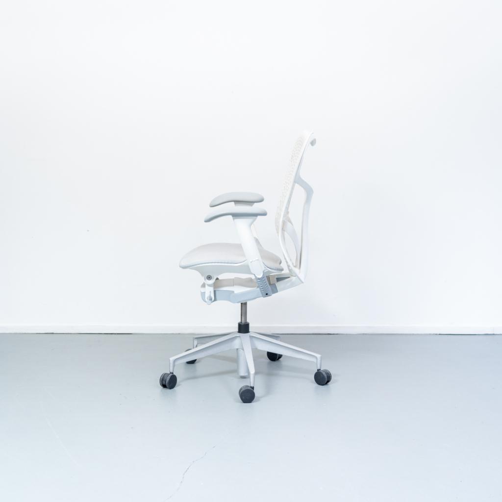 4x Herman Miller Mirra 2 Bureaustoel Alpine - Wit, Niet ingevuld, Wit, Niet ingevuld, Ophalen of Verzenden