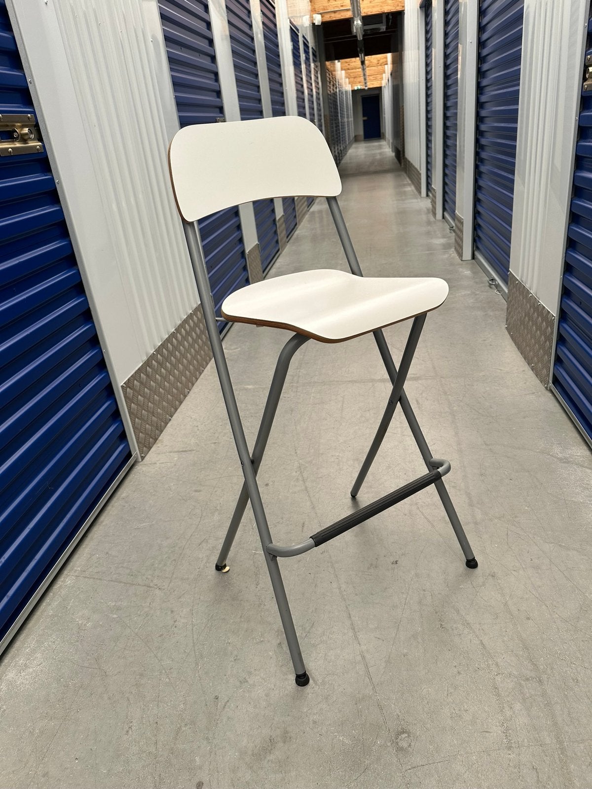 Inklapbare barkruk / hoge stoel – compact & stevig, Ophalen, 60 tot 90 cm, Zo goed als nieuw, 1 kruk