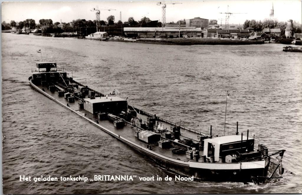 Rotterdam PHs. van Ommeren - T.l. Brittannia (2x), Verzamelen, Verzenden, 1960 tot 1980, Ongelopen, Zuid-Holland