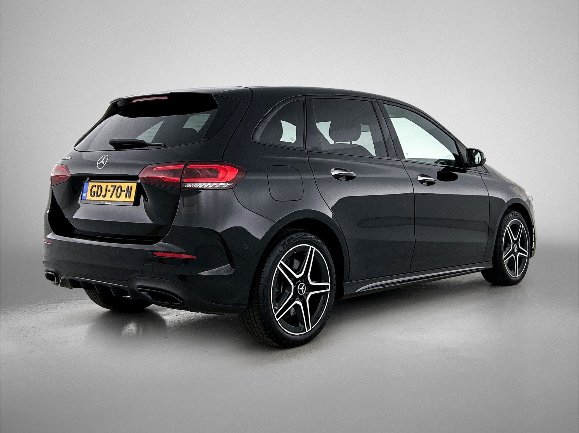 Mercedes-Benz B-Klasse 250 e AMG Plug-In Hybride LIchtmetale, Auto's, 12 maanden, Gebruikt, 4 cilinders, 15 kWh
