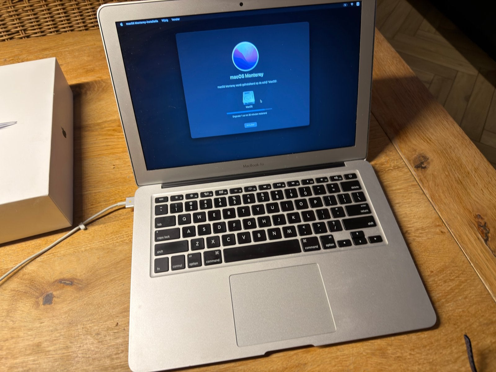 MacBook Air A1466 (13-inch, 2017) - Goede Staat, Ophalen, Gebruikt, Qwerty, 8 GB