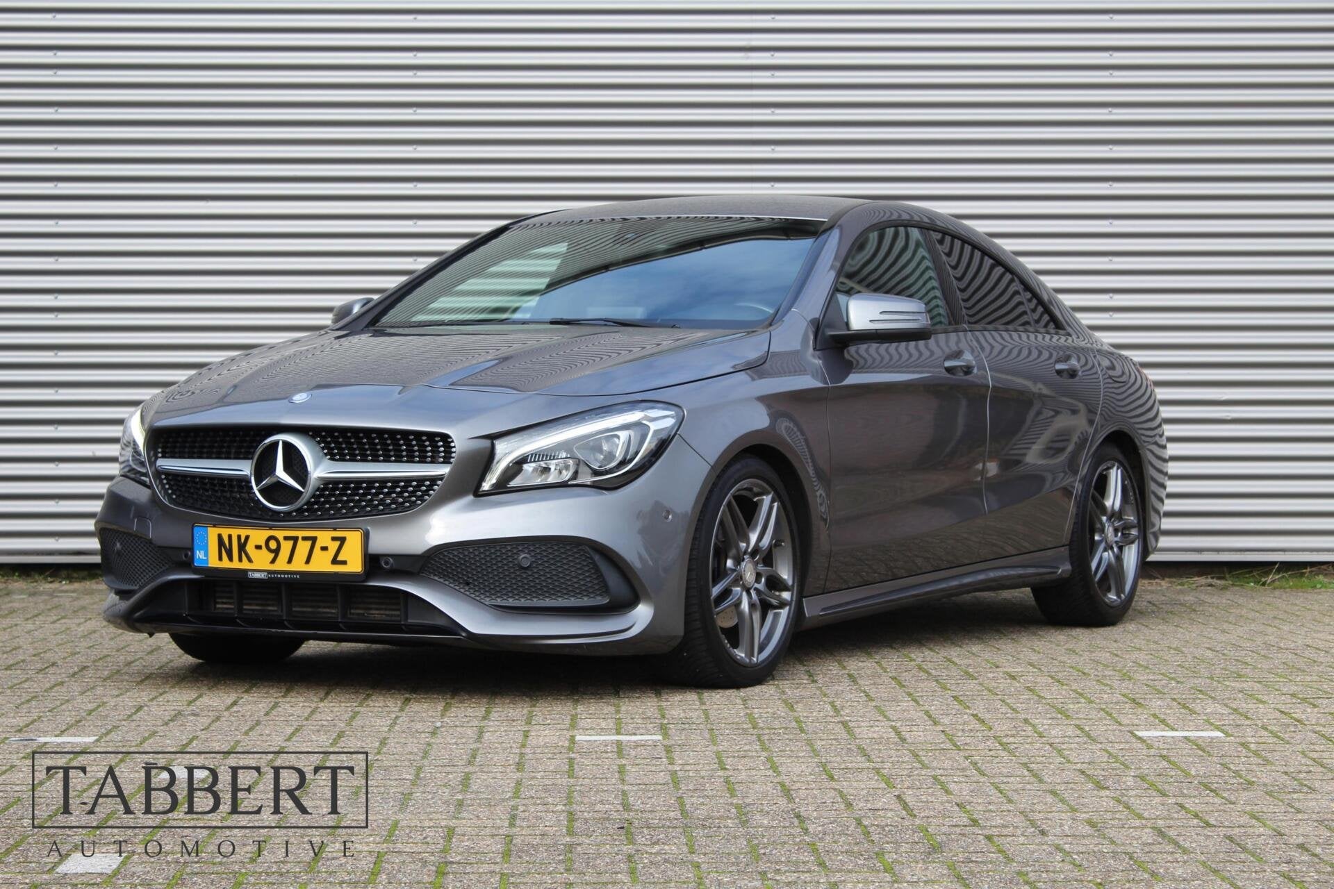 Mercedes CLA-klasse 180 Business Solution AMG Automaat, Auto's, Gebruikt, 4 cilinders, 715 kg, Alcantara