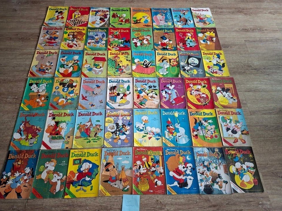 Donald duck weekbladen jaargang 1975, Boeken, Meerdere stripboeken, Ophalen of Verzenden, Gelezen