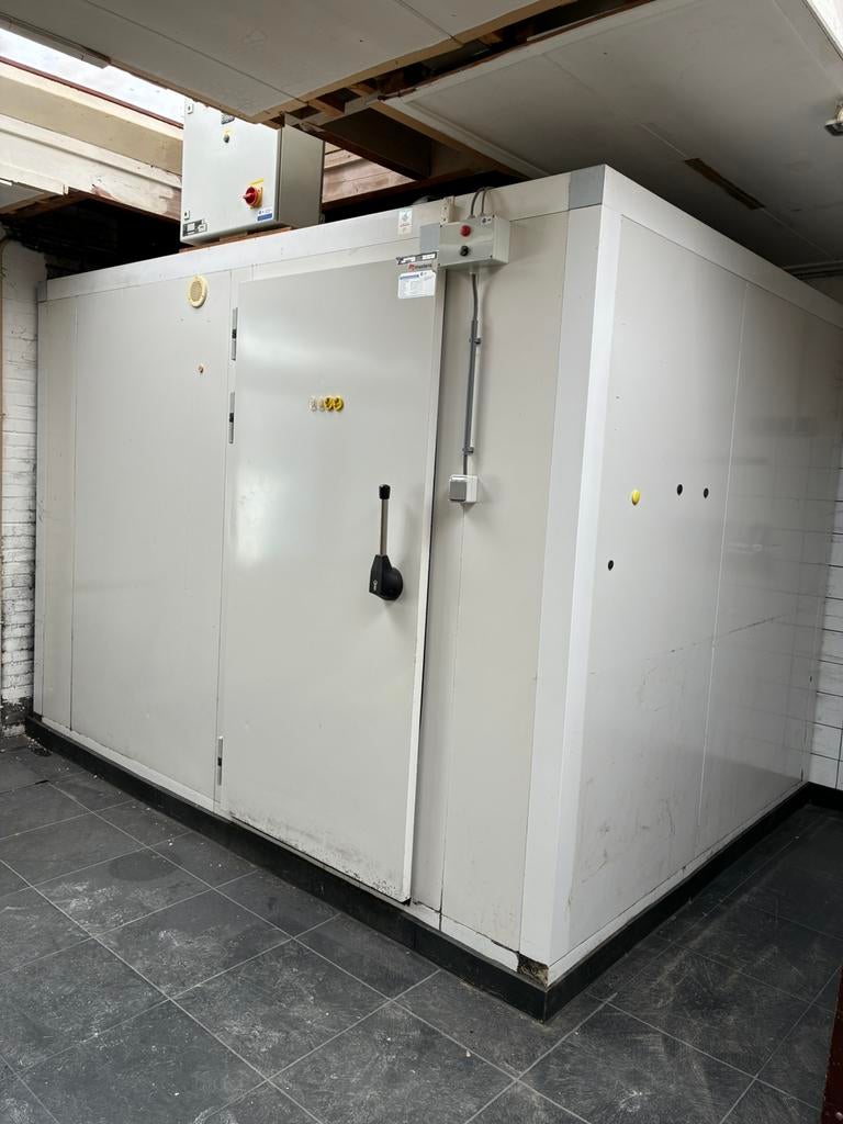 Professionele diepvriescel / vriescel werkend – ca. 25 m³, Ophalen of Verzenden