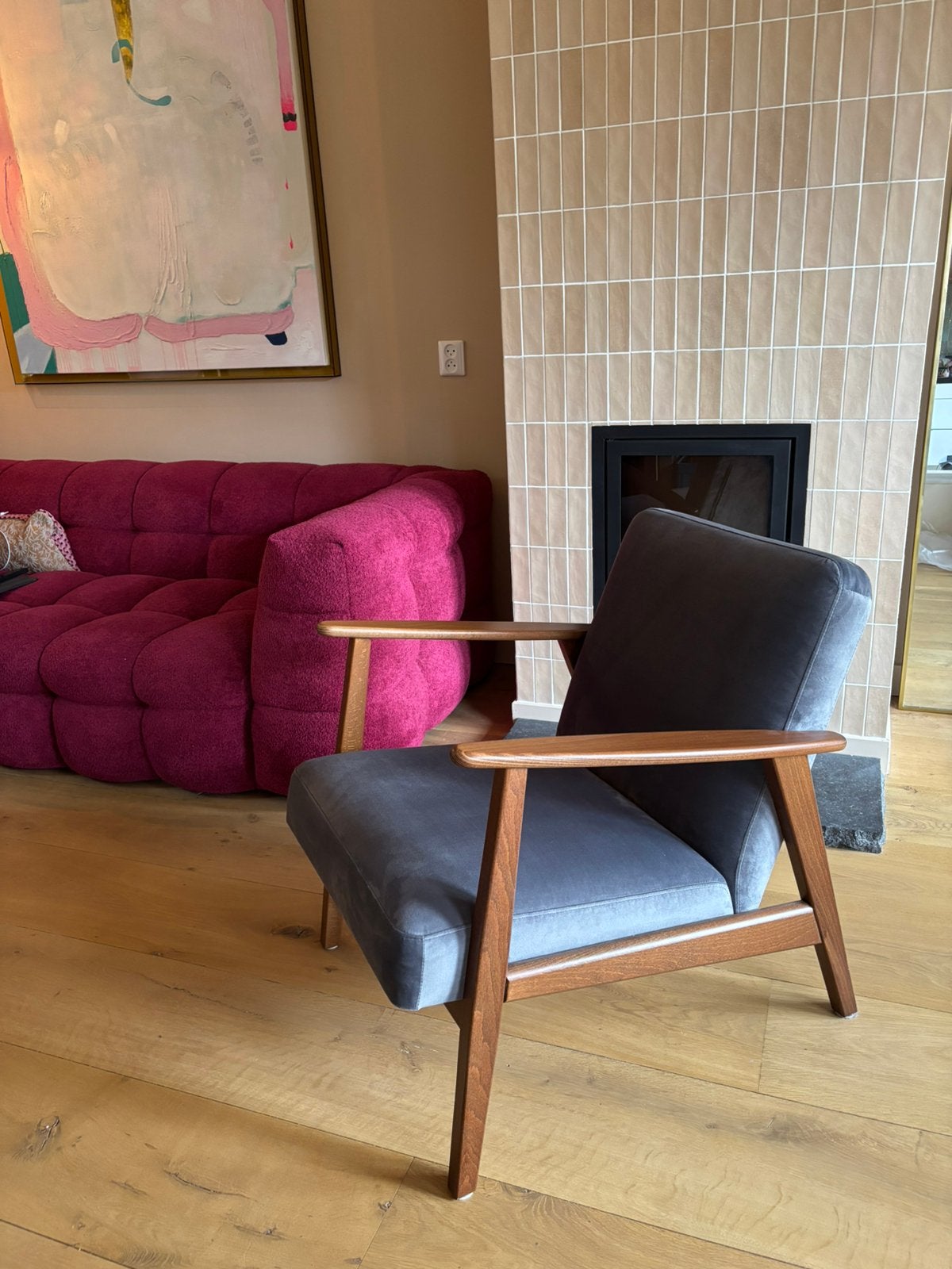 IKEA EKENÄSET fauteuil, grijs velvet, walnoot, scandinavisch, Ophalen, Zo goed als nieuw, 75 tot 100 cm, 50 tot 75 cm