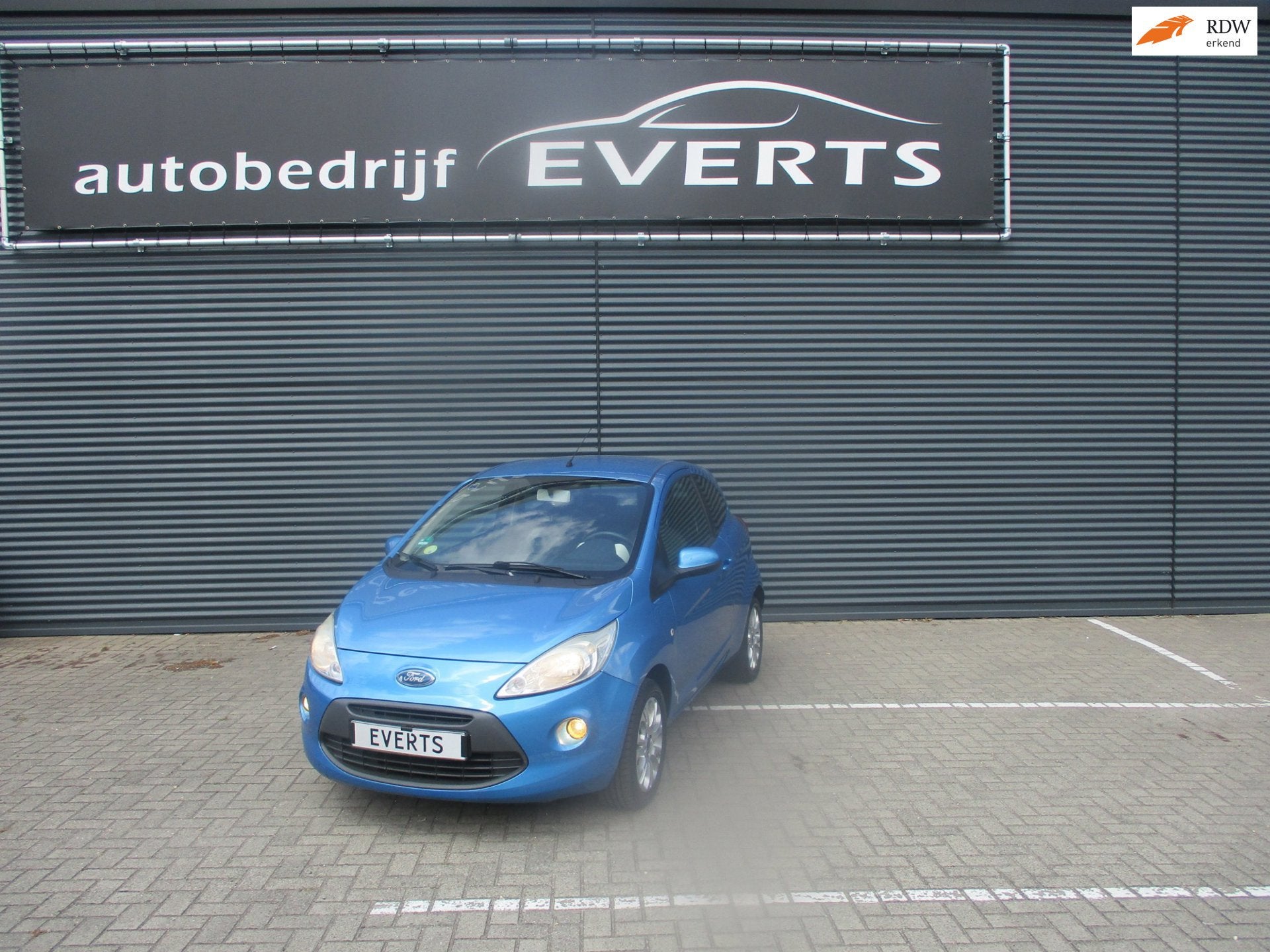 Ford Ka 1.2 Trend Airco sportvelgen zeer nette goed rijdende, Auto's, Ford, Voorwielaandrijving, Stof, Gebruikt, 1242 cc